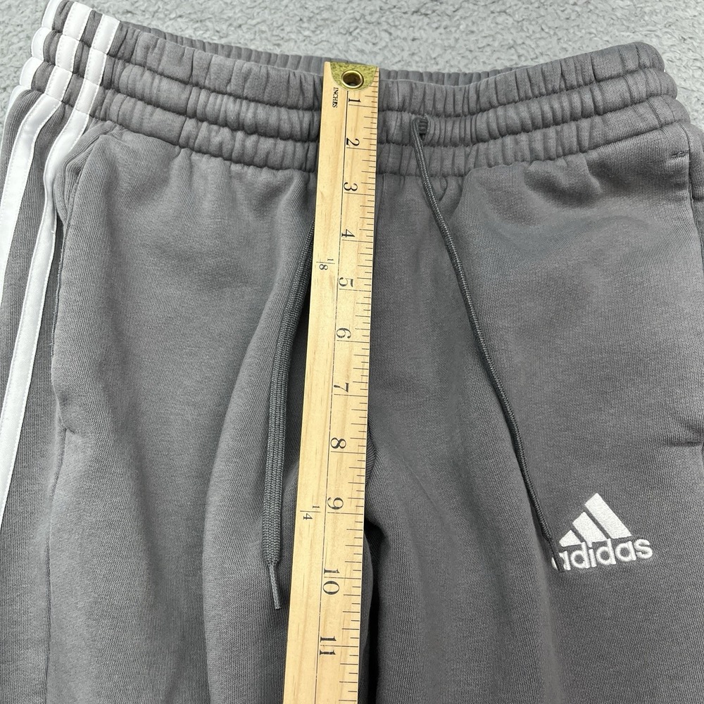 Adidas Essentials Fleece Sweatpants Mens M Gray 3 Stripe Tapered Cuff‎ Joggers - Picture 5 of 14